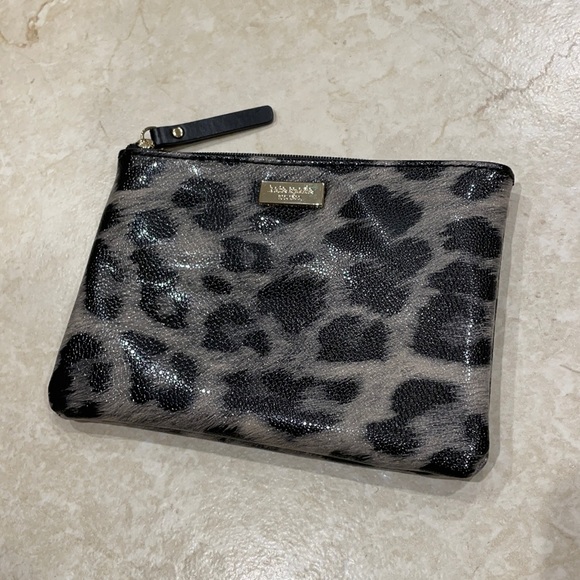 kate spade Handbags - ⭐️HOST PICK!⭐️ Kate Spade Mini Leopard Clutch